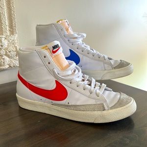EUC Nike Blazer Mid 77
